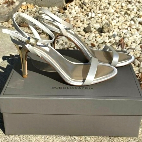 π 2X HOST PICK π BCBG MaxAzria MaβPalace Satin Open Toe Heels - Picture 10 of 15